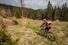Na horském kole pěšinkami Javorníků (mezi osadami Magale a Gregušovci) (2017)