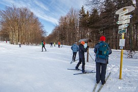 Kubíkův vrch, rozcestí lyžařských běžeckých tras (2019)