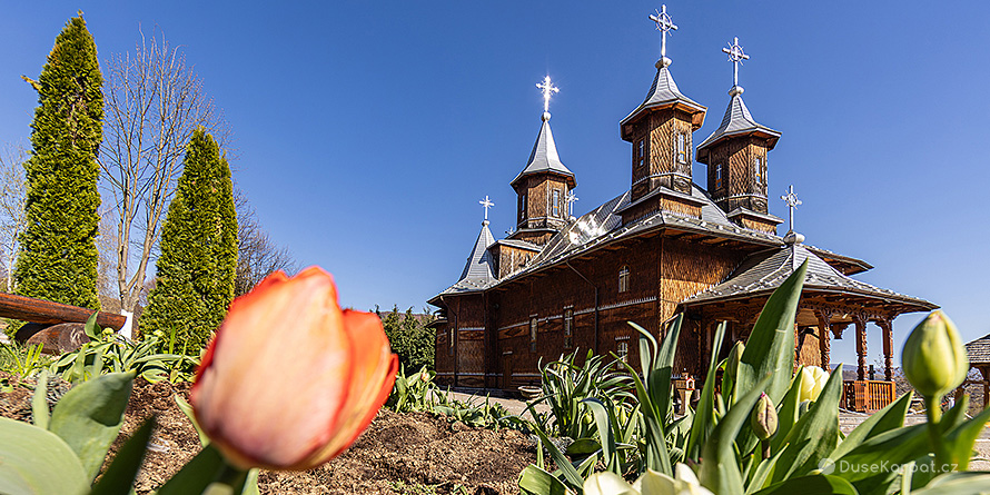 Krásný pravoslavný klášter sv. Trojice (Manastirea Sf. Treime) poblíž Huty Certeze