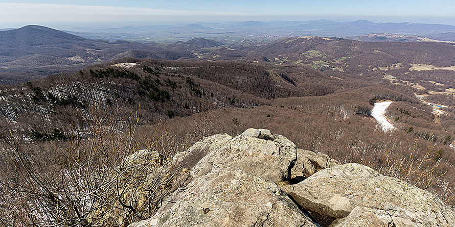 Úchvatný výhled z Pietroasy do Oašské kotliny