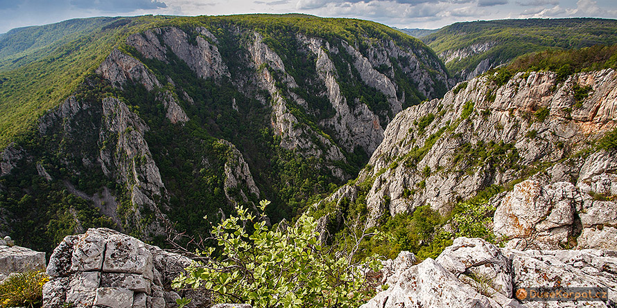 Zádielský kaňon - výhled ze Zádielského kamene