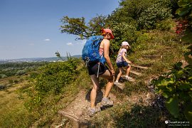 Prudký výstup na Malou Strážu s působivými výhledy na Ostřihom (2021)