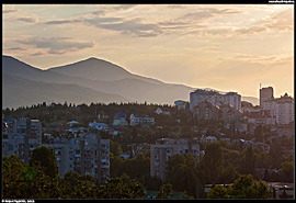 Alušta (Алушта) v náručí Krymských hor