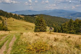 Rozhled z pohraniční hory Wielka Rycerzowa (Rycierova hora) do Polska (2016)