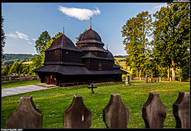 Dřevěný kostel Péče Matky Boží v obci Równia (cerkiew Opieki Matki Bożej w Równi)