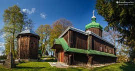 Dřevěná cerkva v obci Młodowice, v podhůří nedaleko ukrajinské hranice (2017)