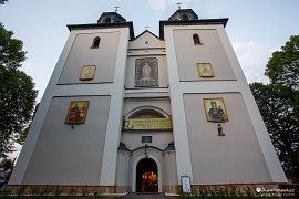 Poutní kostel v obci Rychwałd (Sanktuarium Matki Bożej Rychwałdzkiej) (2016)