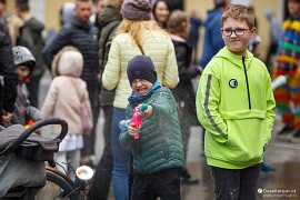 Śmiergustu si užívají i děti (2022)