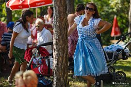 I rakouské turistky se rády stylově vyfiknou (2016)