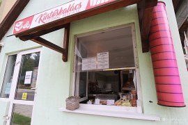 Mezi Sikuly nemůže chybět prodejna trdelníků (2024)