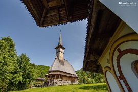 Dřevěný kostel v areálu kláštera, nejvyšší dřevěná stavba v Evropě (2018)