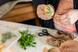 ...a těsně se přes něj natáhne silonka (2025)