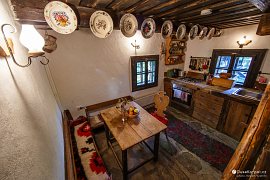 Kuchyně v maramurešské dřevěnici (2018)