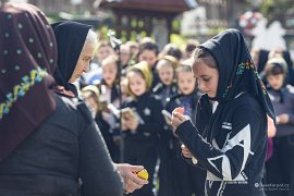 A snaží se udržet plamínek hořet (2025)