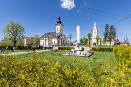 Kostely v centru Medieșu Aurit (2025)