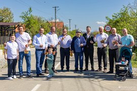 Skupinové foto ťukačů vajíček v Medieșu Aurit (2025)