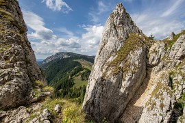 Cestou se odkrývají krásné výhledy (2024)