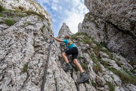 Výstup na vrchol (2024)