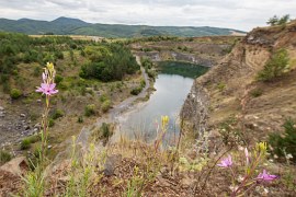 Smaragdové jezero (2024)