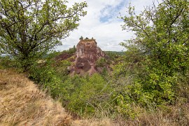 Sopečný kráter (2024)