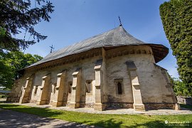 Kostel v areálu kláštera Bogdana (2018)