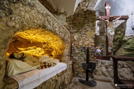 Ježíšův hrob v podzemí kláštera (2022)