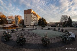 Centrální Námestie Slobody v předvánoční atmosféře (2023)