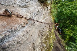 Přístupová cesta do Osemdierky po skalní římse (2020)