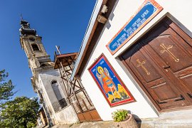 Upravený vstup do fary (2025)