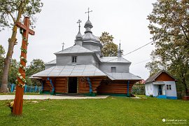 Molodkiv - dřevěný kostel (деревяна церква) (2013)