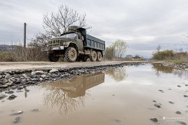 Takový Zil to však projede bez problémů:) (2025)