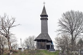 Starodávný kostel má velmi útlý tvar (2025)