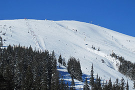 Drahobrat - lyžařské vleky na svahu hory Stih. Foto poskytl drago-brat.com.