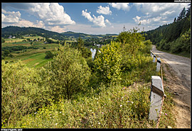 Údolí řeky Stryj u obce Verchně Vysocke (Верхнє Висоцьке)